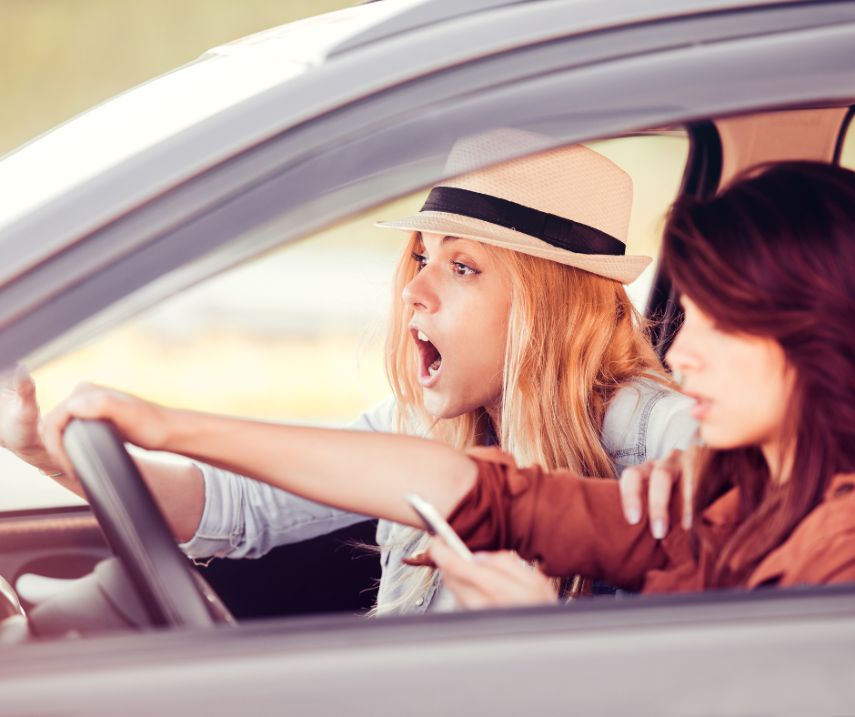 dangerous teen driving signs